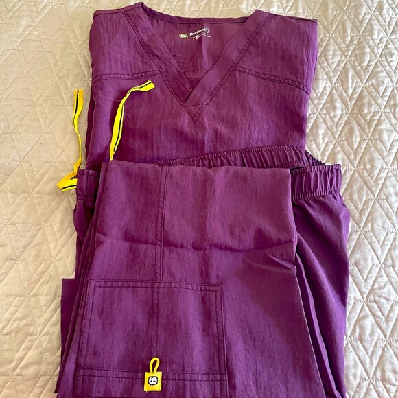 Four Stretch 4 New Set Scrubs L Unisex Purple Top Bottom - Picture 3 of 13